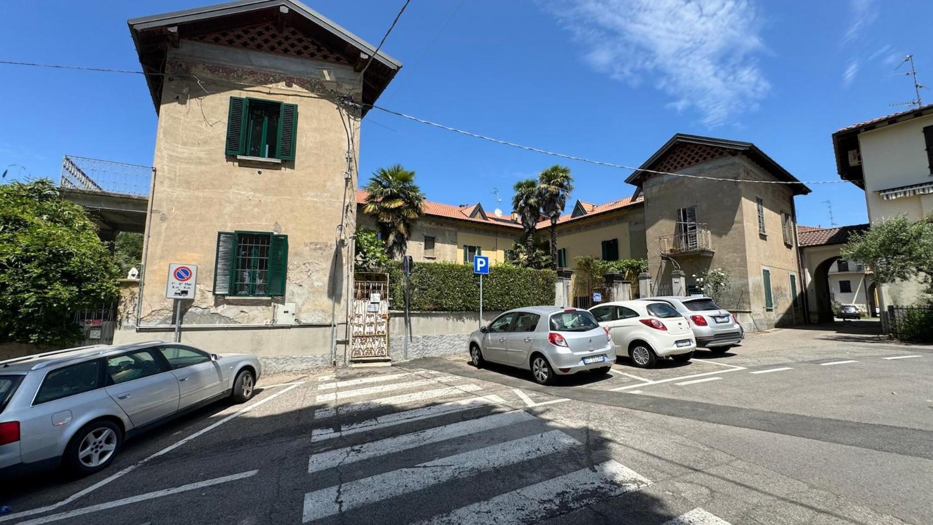 Curt Da Beta - Casa Vacanze Con Giardino In Corte Del XVIII Secolo Malnate 외부 사진
