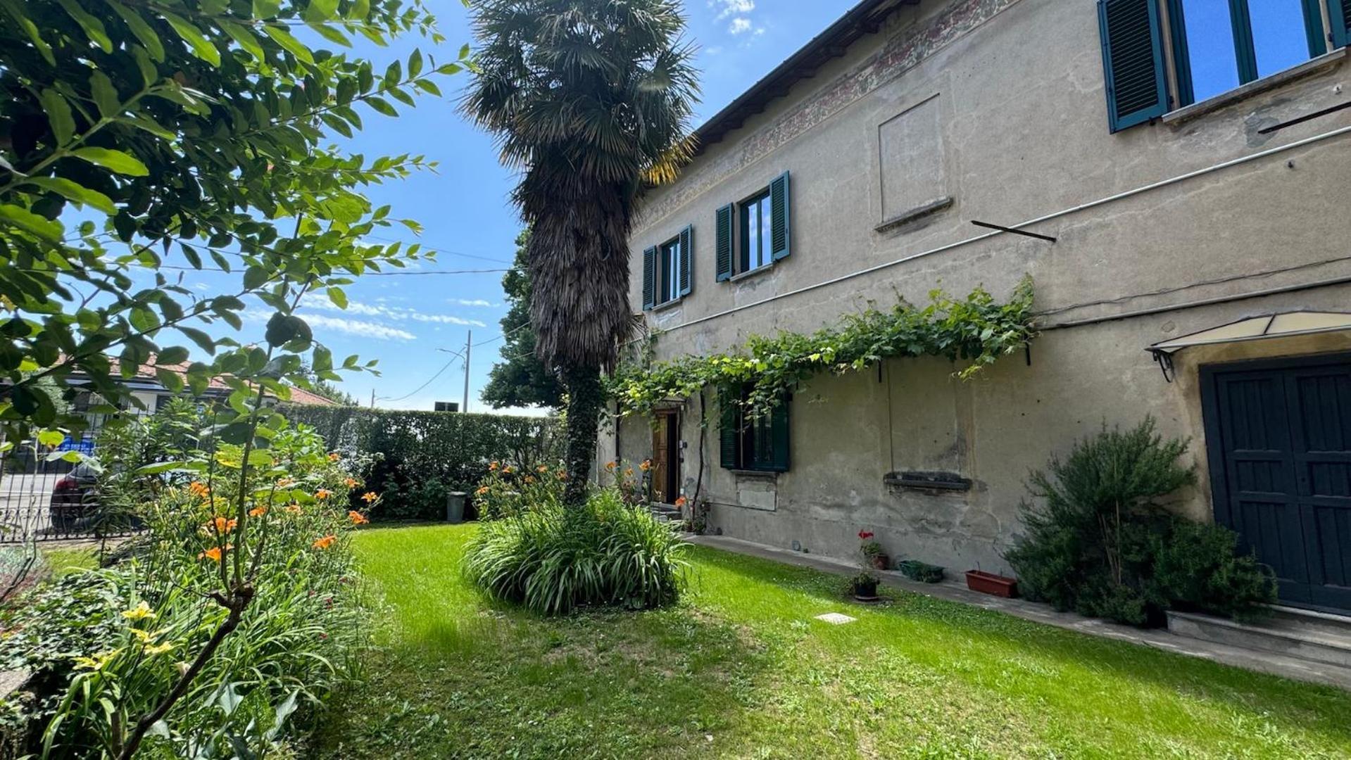 Curt Da Beta - Casa Vacanze Con Giardino In Corte Del XVIII Secolo Malnate 외부 사진