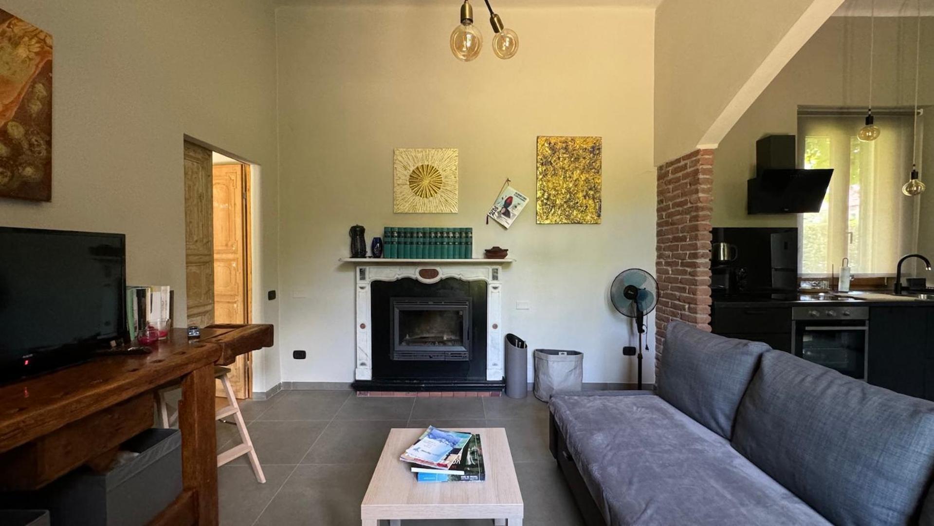 Curt Da Beta - Casa Vacanze Con Giardino In Corte Del XVIII Secolo Malnate 외부 사진